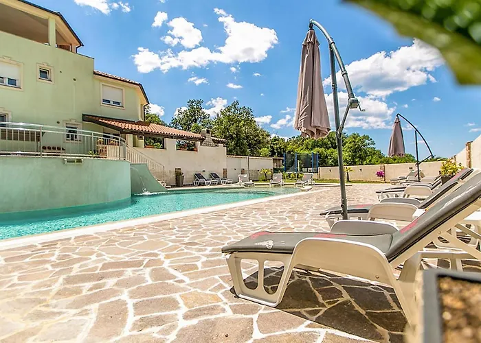 1 Bedroom Stunning In